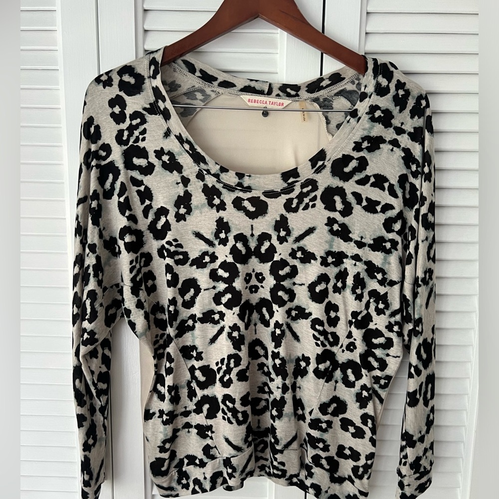 Rebecca Taylor leopard print top, raglan and dolman sleeves, size Medium
